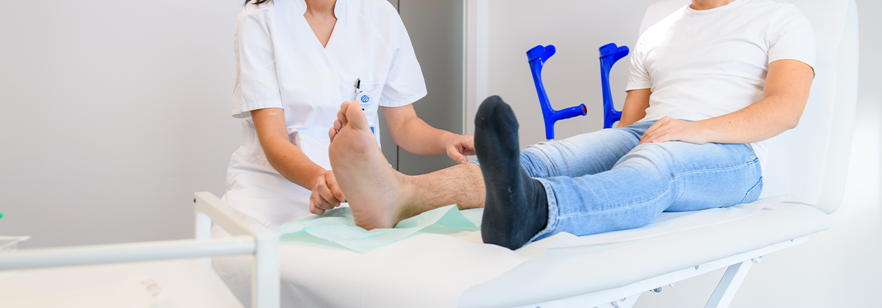 Treatment of torn ligaments and ligament injuries