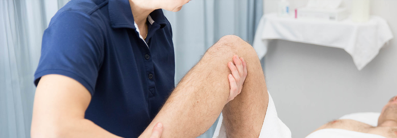 Meniscus tear treatment and arthroscopy